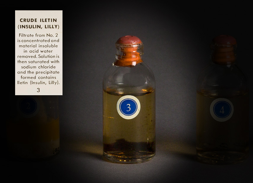 Photo of a bottle of crude Iletin.