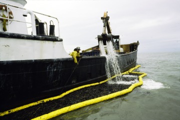 GLACIER Scoops Oily Debris in Cook Inlet After Exxon Valdez Oil Spill