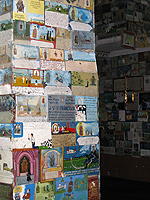 Retablos mostrados en una habitación detrás del altar en el Templo de la Purísima Limpia, también llamado La Parroquia, San Luis Potosí, Mexico. Cortesía Magnus von Koeller.