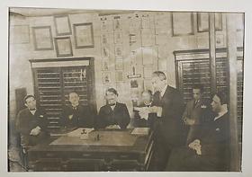 Academic meeting at the University of La Plata Law School Museum, 1923