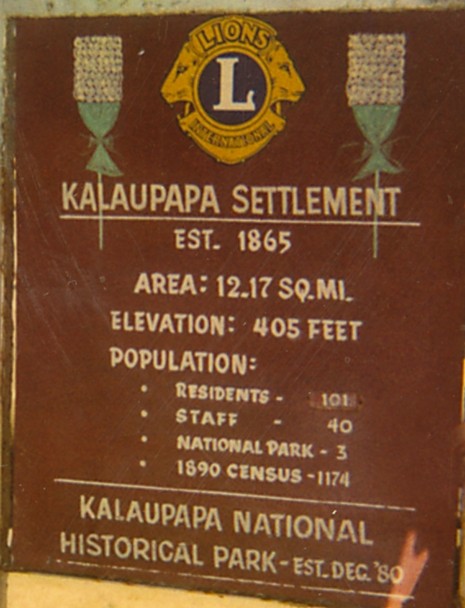 Color image of the entrance sign to Kalaupapa National Park.