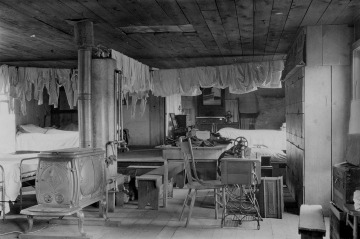 Boys' dormitory, 1924