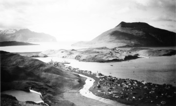 Ililuk [Iliuliuk] Bay, Unalaska village 1938.
