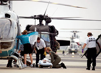Evacuating patients after Hurricane Katrina, New Orleans, 2005